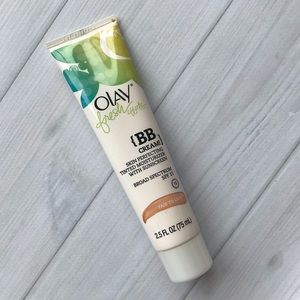 Olay Fresh Effects BB Cream in Fair/Light